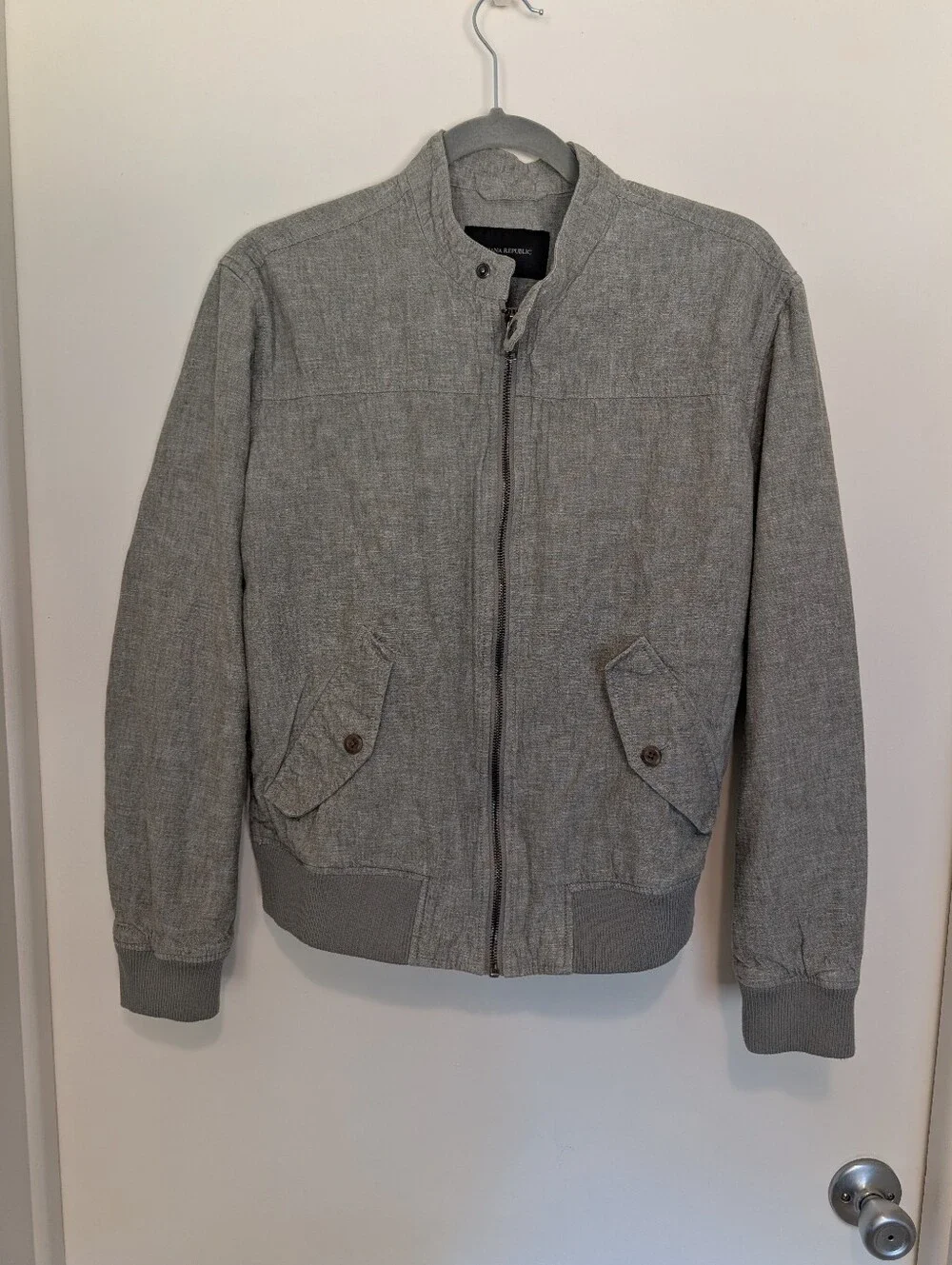 Banana Republic versatile banana